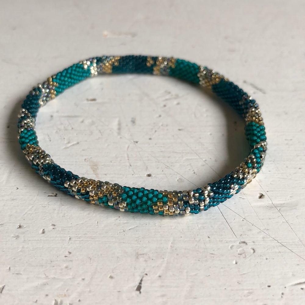 Jewelry - Picture 3 of 4